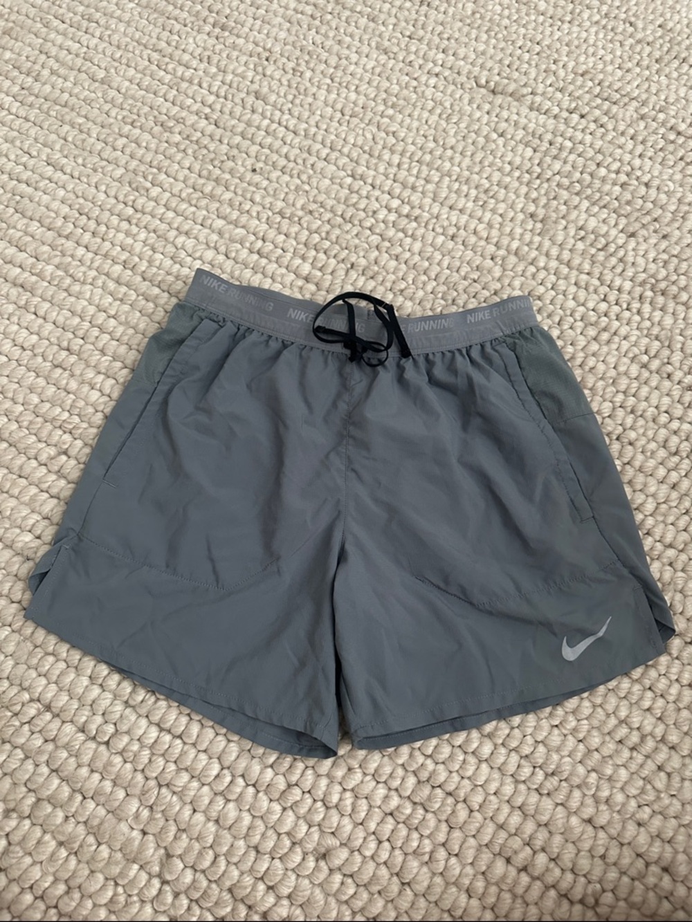 Nike Dri-FIT Running Shorts Gray Size Small Athletic Lightweight Drawstring